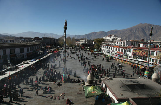 在千年古道八廓街头让您感受历史沧桑