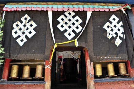 西藏秘境绿色巴松措千年措宗寺 西藏秘境绿色巴松措千年措宗寺