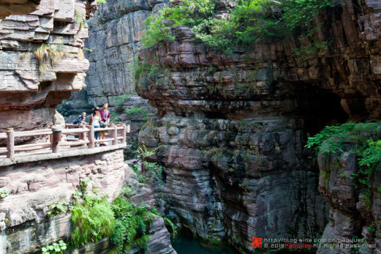 游览焦作云台山水 看山之奇水之绝