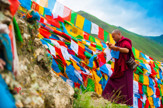 寻访西藏第一座宫殿雍布拉康