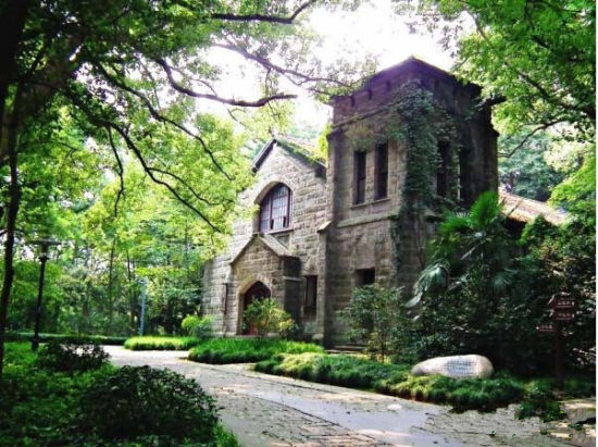 坐落在江南水乡的名校_新浪旅游_新浪网