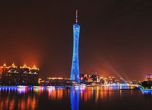 跟新年说声嗨 广州倒数地逐个数