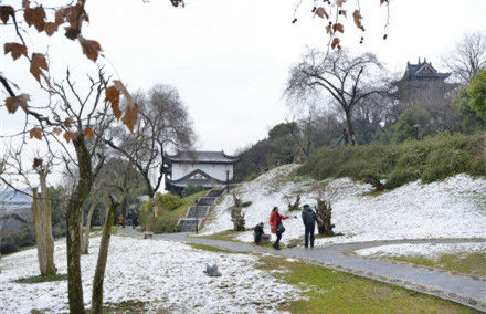 冬季到武汉来看雪:黄鹤楼