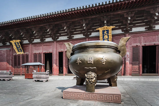 岁月沧桑奉国寺 锦州义县访千年国宝