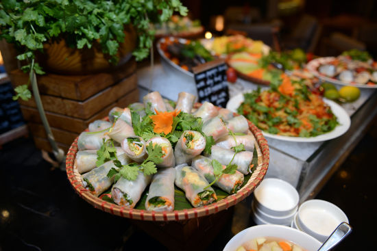 天津丽思卡尔顿酒店开启越南美食节
