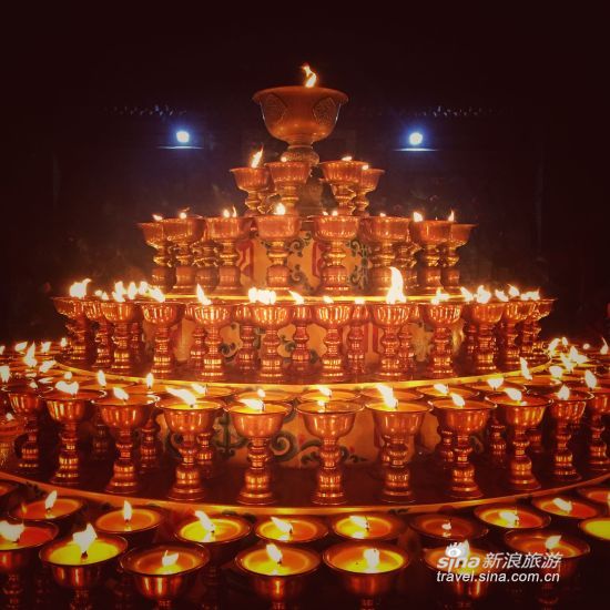 西安广仁寺点亮十万酥油灯 祈福平安吉祥