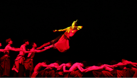 王潮歌实景穿越力作 《又见敦煌》首度曝光_新浪旅游_新浪网