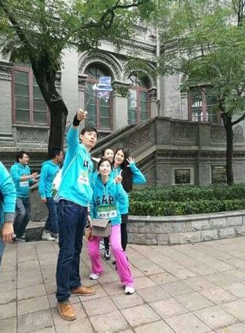 阁生活之旅抵津 百名中外住客感受地道天津卫