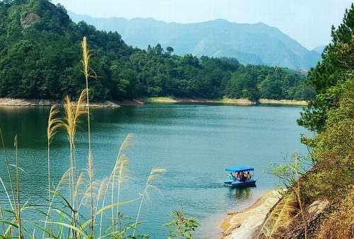涧水潺潺 惬意徜徉武义石鹅湖(组图)_新浪旅游_新浪网