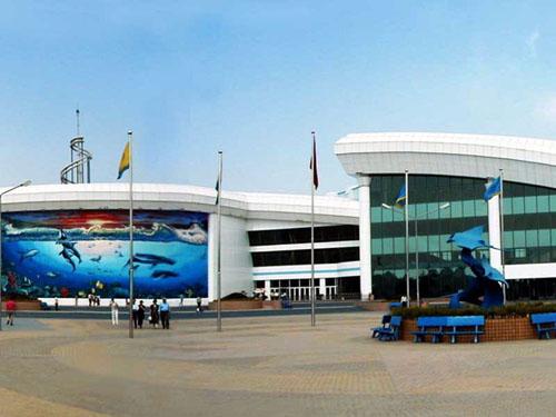 目前世界最大的内陆水族馆:北京海洋馆(图)