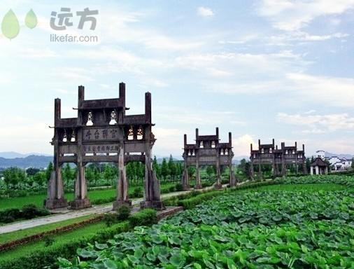 去安徽歙县细赏棠樾牌坊群