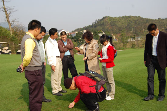 朝向集团管理事业部草坪工作交流研讨会深圳举