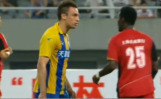 �޵���Ͱ����ͻ˲��