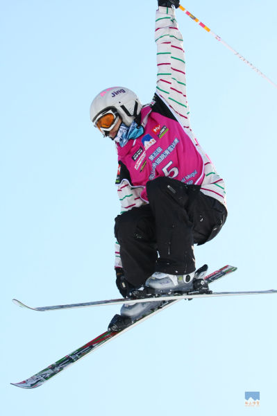 北京南山滑雪场介绍:曾率先开设猫跳雪道_滑雪