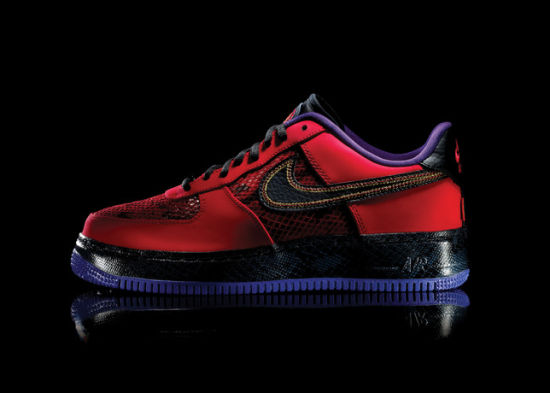 NIKE AIR FORCE 1 CMFT