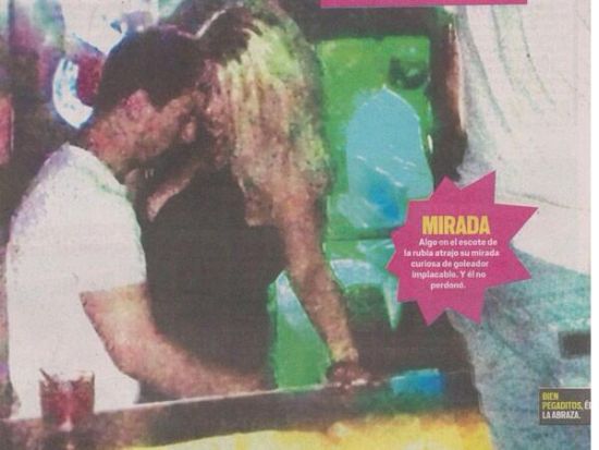 ÷��ӵ��һ�����ؽ�Ů��