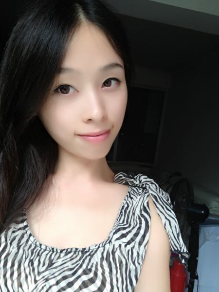 中国首届高尔夫小姐选美大赛36强中国 唱歌39