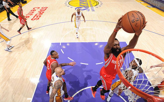 逗妹吐槽:复联助枪手过关 逗妹比肩科比霍华德