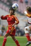 图文-[四国赛]中国女足0-1美国获亚军韩端回头望月