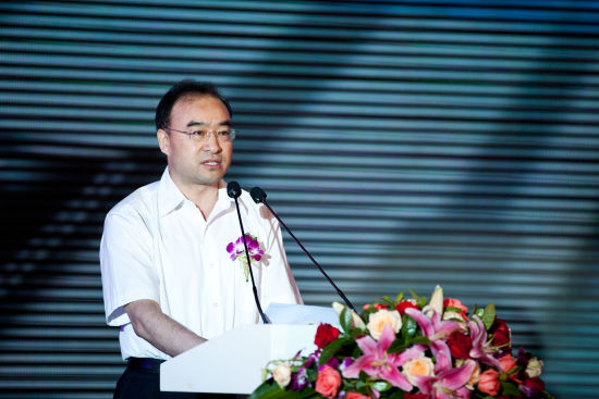 -希望之星留学西班牙出征仪式 万达副总尹海致