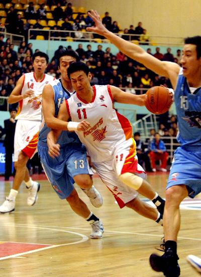 图文-[cba]八一双鹿92-83北京首钢 李楠运球突破_篮球