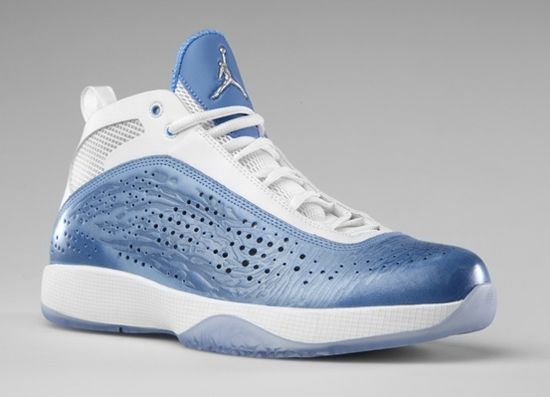 Air Jordan 2011 UNC