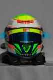 图文-F1澳大利亚站正赛日马萨头盔正面视图