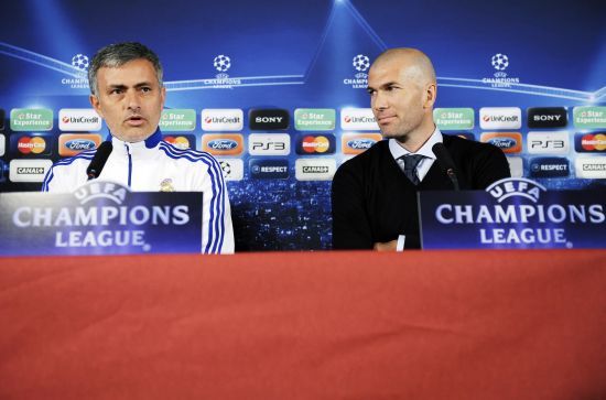 ���������������ڷ�������