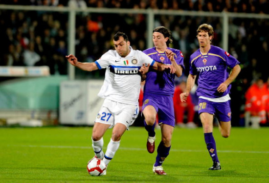 图文-[意甲]佛罗伦萨VS国米 马其顿人很会利用