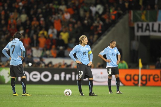 图文-[半决赛]乌拉圭2-3荷兰 乌拉圭球员很郁闷