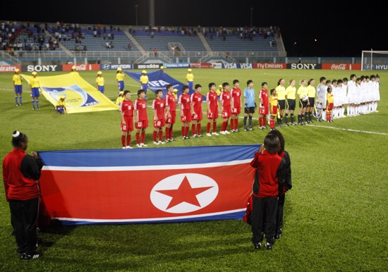 图文-u-17女足世界杯日本2-1朝鲜 赛前奏朝鲜国歌