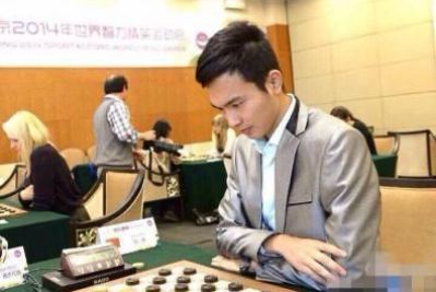 四川象棋小将改下国际跳棋 6年夺得世界冠军(图)