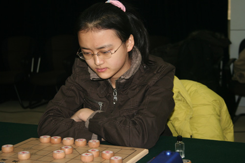 图文-来群杯象棋名人战第二轮 小将唐丹锐不可