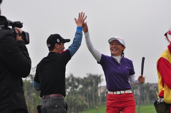 Ϊ��һ�ƺزʣ�