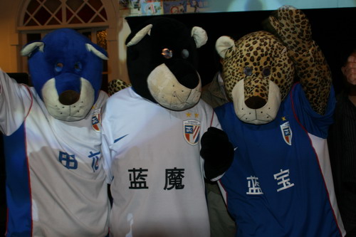 图文-申花新元素新闻发布会 第三个吉祥物黑豹