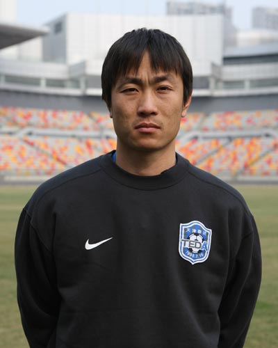 图文2009赛季中超联赛天津泰达队队员王新欣