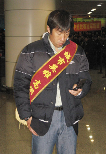 片-高洪波任国足主帅 曾获长春城市英雄称号_