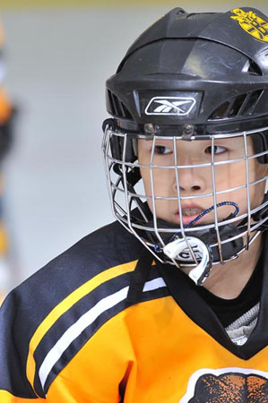 英达:冰球打架那是好事 易建联怕身体接触怎么