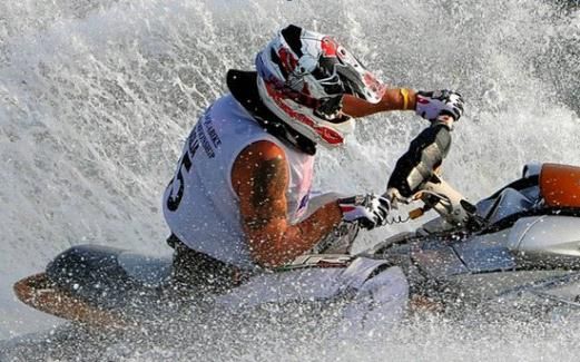 2012摩托艇联赛即将揭幕9支战队百名选手激战