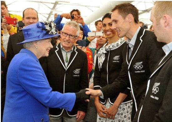 英国女王与新西兰代表团会面