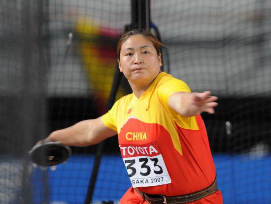 8月29日,中国选手孙太凤在世界田径锦标赛女子铁饼决赛中,以63米22