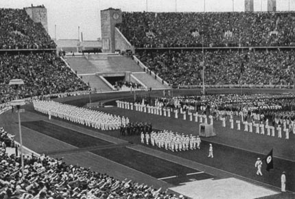 图文-1932年柏林奥运会开幕式 德国代表团入场