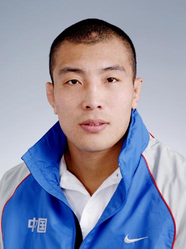 图文-北京奥运会中国代表团成立 摔跤队队员王赢