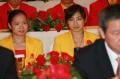 图文-中国奥运金牌运动员记者会 程菲与何雯娜