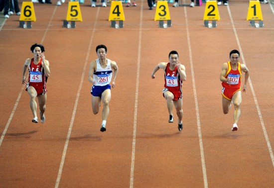 图文-全国田径室内赛举行 男子60米比赛冠军陆