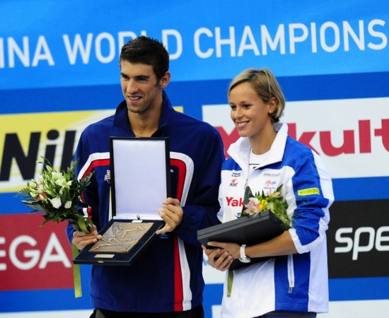 图文-游泳世锦赛 菲尔普斯佩莱格里尼当选男女