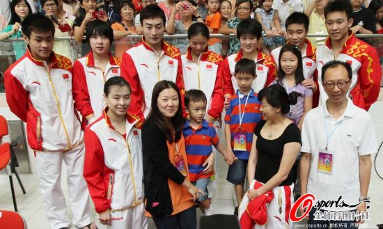 ����ϼһ�Һ�Ӱ