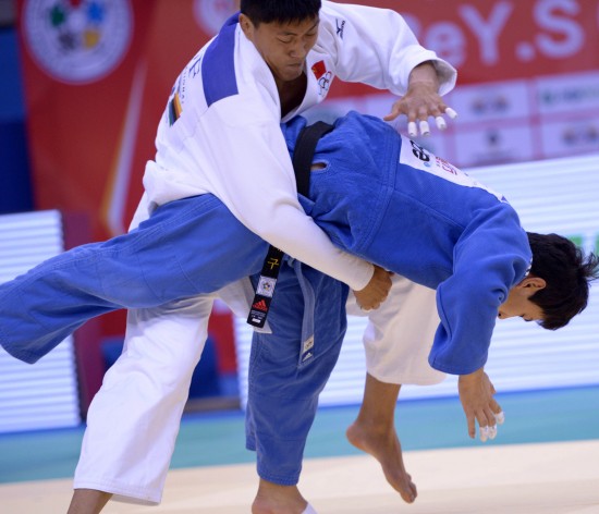 图文-世界柔道大奖赛中国站半决赛 中国选手张俊