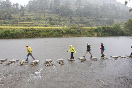 全球商学院EMBA丛林穿越挑战赛露营手记一_