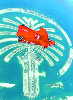 翼装侠飞行服构造灵感源于蝙蝠